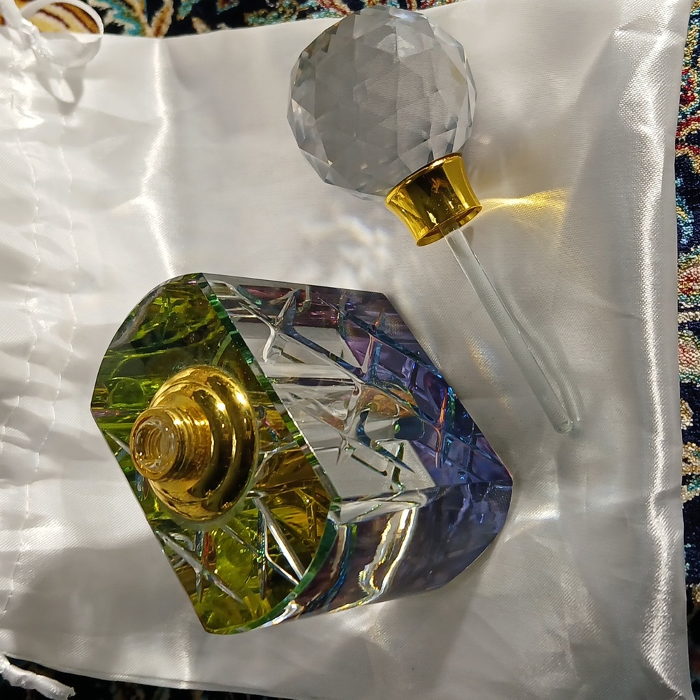 Lead Crystal Perfume Bottle Gold Trim. Elegant Crystal Perfume Bottle. View 3